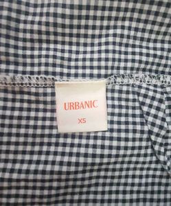 Urbanic cropped shirt