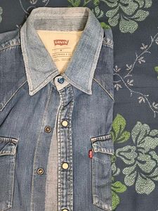 Levi&#39;s Denim Shirt