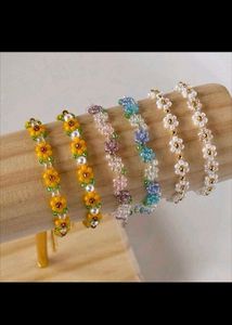 Flower Beaded Bracelet