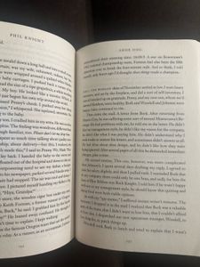 Shoe Dog by Phil Knight