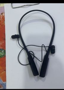 Boat Rockerz 235V2 Wireless Headphone