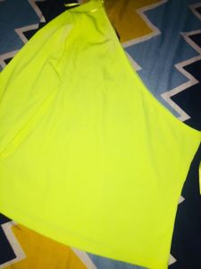 One Shoulder Top