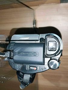 Sony DCR HC-52 MiniDV Handycam