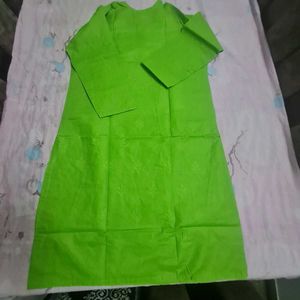 Green Embroidered Kurta