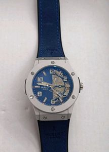 Hublot Watch - Stylish Timepiece