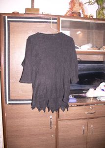 Black Ribbed Knit Tunic Top with Lace Hem