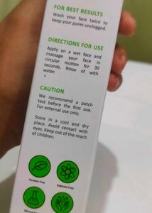 Lapink Natural Ideal Bright Face Wash