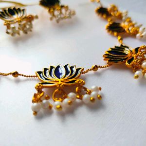 Lotus Necklace Set