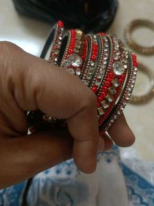 2.6 Metal Bangled