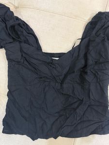 Branded Top Looks Classy