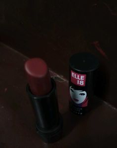 Elle 18 Color Pops Matte 💄