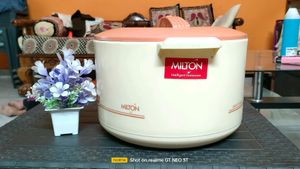Milton Hot Box