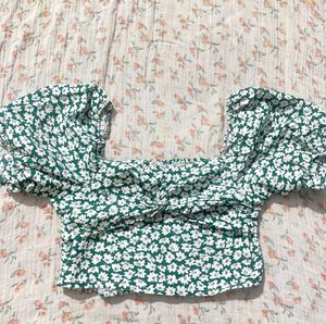 Floral Puff Sleeve Crop Top