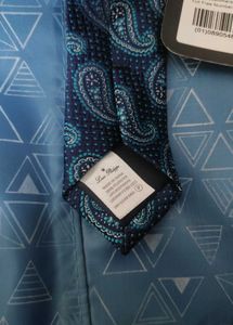 Brand New LP Tie