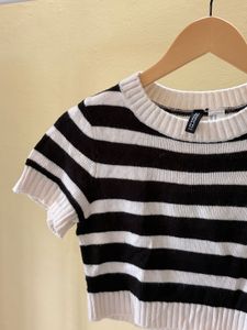 h&amp;m Striped Crop Top