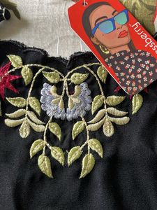 New With Tags Top From Dressberry