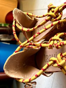 Taavi wedges for women