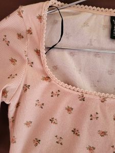H&amp;M Picot Trimmed Floral Long Sleeve Top