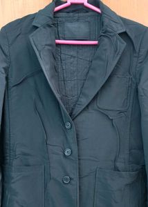 PRADA Elegant Black Coat