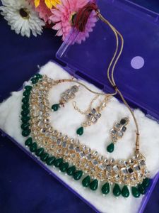 Green Kundan Jewelry Set
