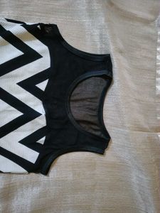 Woman cute top/ short dress xl upto