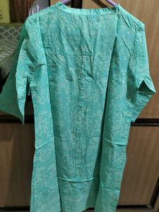 Elegant Floral Print Kurta