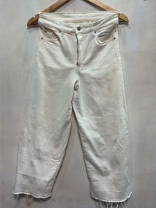 White Cropped Jeans