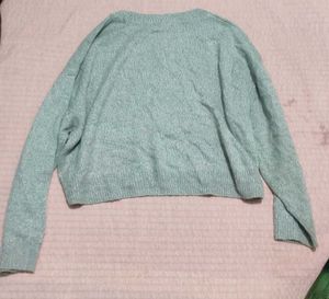 H&amp;M Gray Cropped Sweater