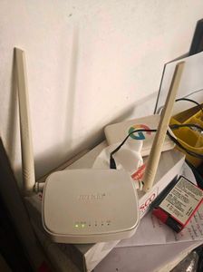 Tenda WiFi Router And Repeater