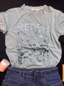cute tee
