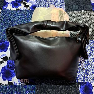 Myglamm Black Bow Hand Bag Big Spacious
