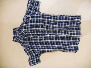 Patterned Button-Down Shirt Size 40