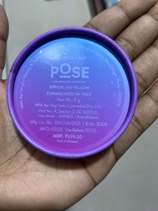 Banana Powder / Compact Powde
