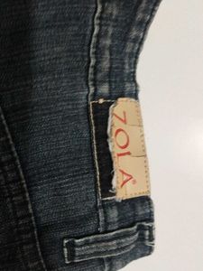 Dark Denim Capri Jeans
