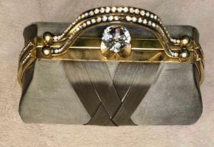 Elegant Clutch
