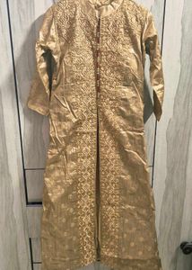 Elegant Gold Embroidered Kurta