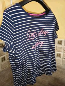 BOGO 🎁 Buy One Get 1 Free🎁Striped Tee XL/ XXL