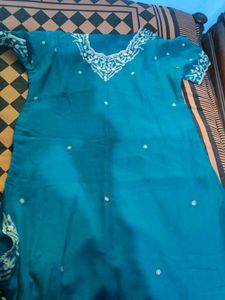 Kurti ,dupata
