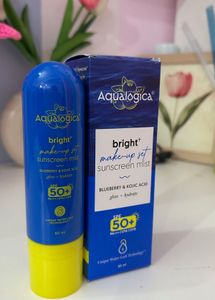 Aqualogica Makeup Set Sunscreen Mist SPF 50+