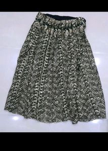 New Lahanga Gold And Green Color Free Size