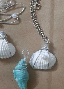 HANDMADE SEASHELL NECKLACE