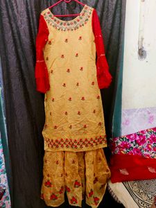 Embroidery Wedding Style Gown