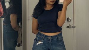 H&M Fitted Top