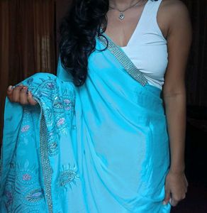 Stunning Party Saree🩵