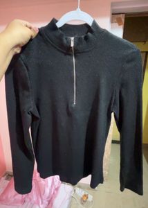 Defacto Shimmer Black Zipper Top