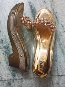 D &amp; Y Heel SANDALS FOR WOMEN AND GIRLS ♥️