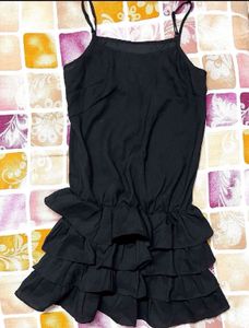 mini black dress