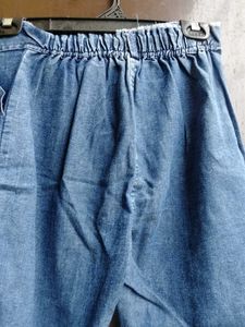 Wide Leg Cropped Jeans
