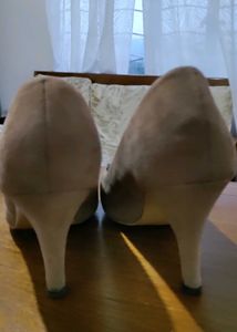 DressBerry Heels