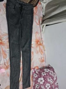 Roadster Charcoal Grey Skinny Jeans